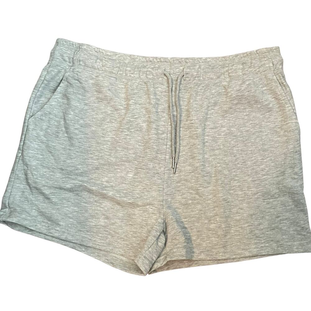 Halston Women Athletic Shorts XL Gray Elastic Adjustable Waist Outdoor Sports